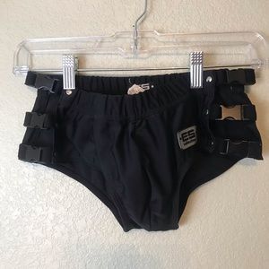 ES Collection Swim Brief Squeeze Buckle Closures